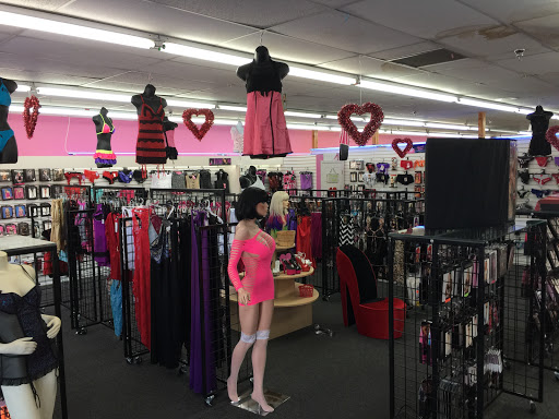 Landscaper «Southern Exposure Couples», reviews and photos, 2304 US-1, Fort Pierce, FL 34982, USA