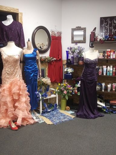 Thrift Store «Goodwill Aurora - Tower», reviews and photos, 18355 E 35th Pl, Aurora, CO 80011, USA