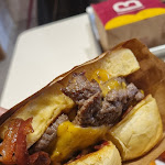 Photo n°3 de l'avis de Riccardo.a fait le 08/05/2022 à 07:06 sur le  sweetburger - Navigli à Milan