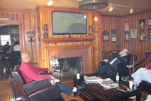 Tobacco Shop «Humidour Cigar Shoppe», reviews and photos, 2 Sherwood Rd, Cockeysville, MD 21030, USA