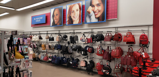 Clothing Store «Burlington Coat Factory», reviews and photos, 16590 N Fwy Service Rd, Conroe, TX 77384, USA