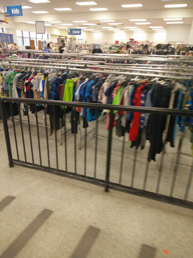 Thrift Store «Goodwill Industries Store & Donation Center», reviews and photos, 258 Livingston St, Brooklyn, NY 11201, USA