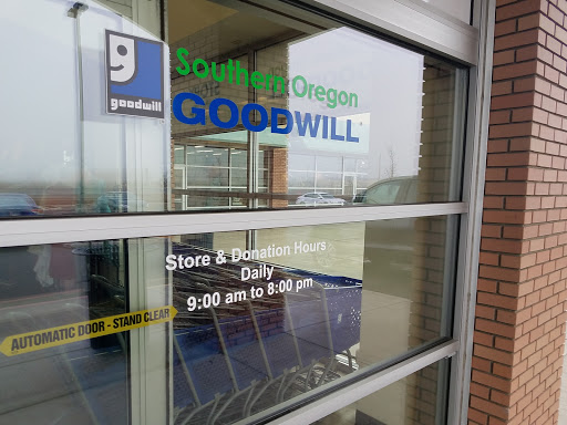 Non-Profit Organization «Southern Oregon Goodwill Retail Store», reviews and photos