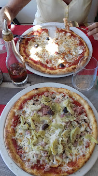 Plats et boissons du Pizzas à emporter Pizza Italia Port Grimaud - n°10