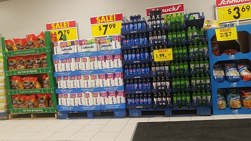 Grocery Store «Schnucks», reviews and photos, 200 N Vine St, Urbana, IL 61802, USA