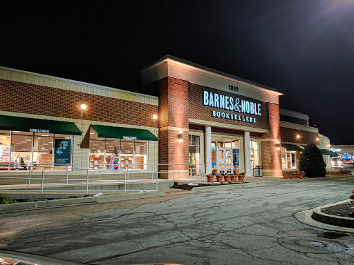 Book Store «Barnes & Noble», reviews and photos, 1819 Reisterstown Rd, Pikesville, MD 21208, USA