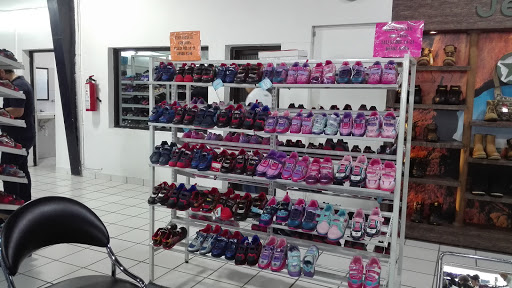 GRAN ZAPATERIA MONTEJO