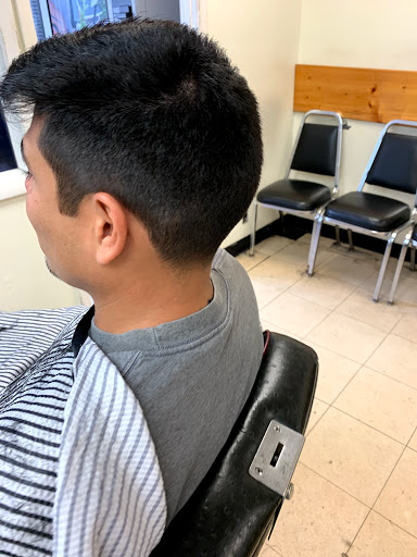 Barber Shop «Sports Talk Barber Shop», reviews and photos, 4418 Devine St, Columbia, SC 29205, USA