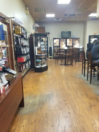 Tobacco Shop «International Tobacco Inc», reviews and photos, 160 N Gulph Rd # 2014, King of Prussia, PA 19406, USA