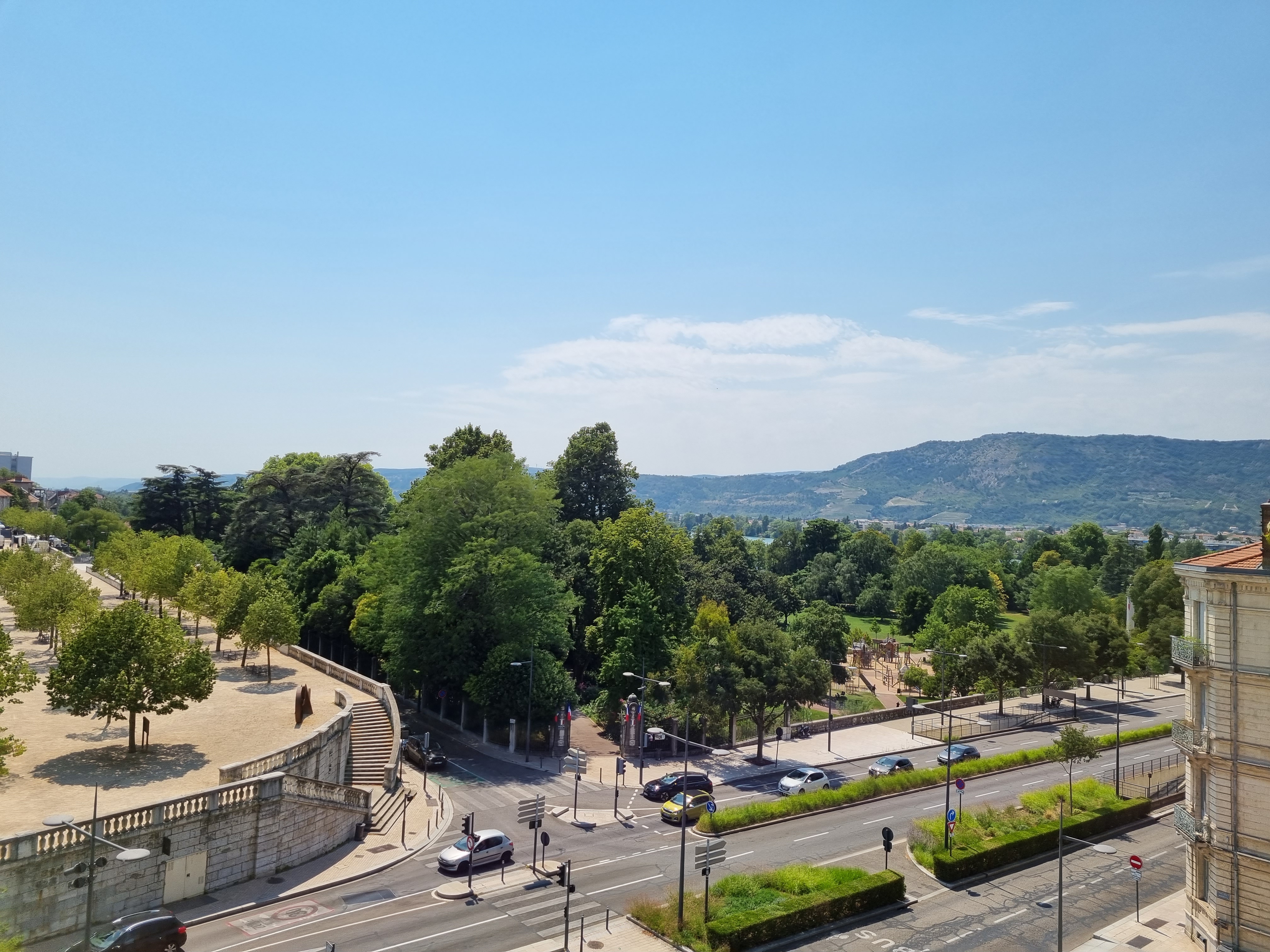 Photo n° 11 de l'avis de LD.R fait le 11/05/2019 à 12:31