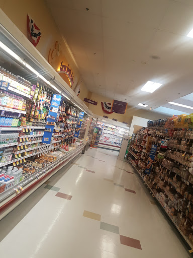 Supermarket «Super Stop & Shop», reviews and photos, 438 Dartmouth St, New Bedford, MA 02740, USA