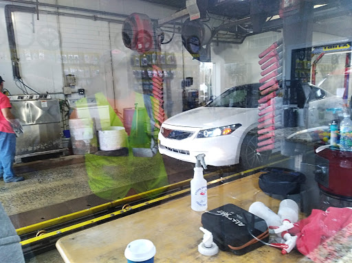 Xtreme Clean Auto Spa & Mobil 1 South Plainfield Lube Express en South Plainfield