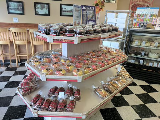Bakery «Servatii Pastry Shop White Oak», reviews and photos, 5876 Cheviot Rd, Cincinnati, OH 45247, USA