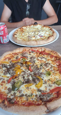 Pizza du Pizzeria Pizz'amore Saint-Priest - n°19