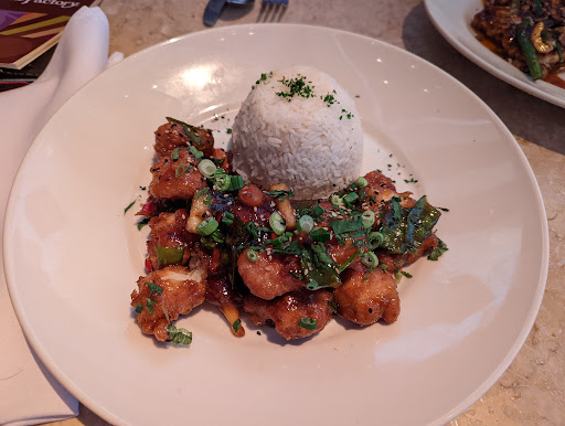 Restaurant «The Cheesecake Factory», reviews and photos, 5799 N Bayshore Dr, Glendale, WI 53217, USA