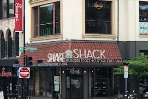 Shake Shack Dupont Circle image