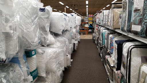 Clothing Store «Burlington Coat Factory», reviews and photos, 6900 Chestnut St, Gilroy, CA 95020, USA