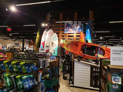 Clothing Store «L.L.Bean», reviews and photos, 701 Lynnhaven Pkwy, Virginia Beach, VA 23452, USA