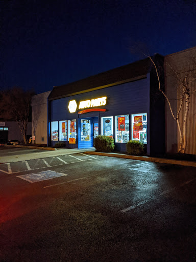 Auto Parts Store «NAPA Auto Parts - Genuine Parts Company», reviews and photos, 11626 Slater Ave NE #1, Kirkland, WA 98034, USA