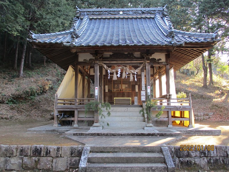 山崎河内神社