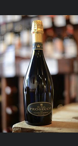 Liquor Store «Village Wine & Liquor Inc», reviews and photos, 161 N Wellwood Ave, Lindenhurst, NY 11757, USA