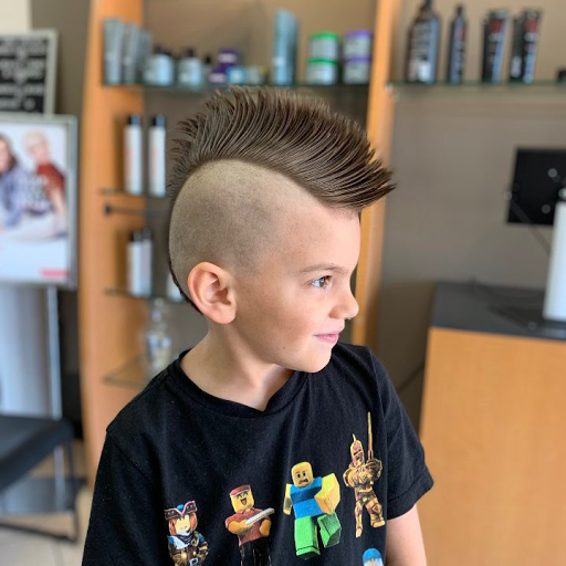 Hair Salon «Fantastic Sams Cut & Color», reviews and photos, 923 10th St, Floresville, TX 78114, USA