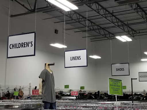Thrift Store «Goodwill Retail Store of Chesterfield – The Valley», reviews and photos, 17355 Edison Ave, Chesterfield, MO 63005, USA