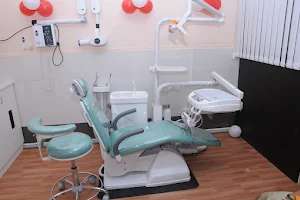Dr. Kuwlekar's Dental Clinic and Implant Center : Root Canal, Braces, Aligners, Smile Design, Veneers, Dentist in Bhandup image