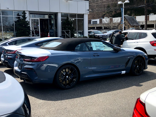 BMW Dealer «BMW of Oyster Bay», reviews and photos, 145 Pine Hollow Rd, Oyster Bay, NY 11771, USA
