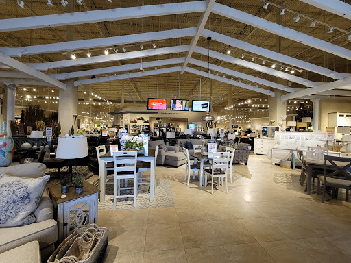 Furniture Store «Ashley HomeStore», reviews and photos, 9951 Interstate Commerce Dr, Fort Myers, FL 33913, USA