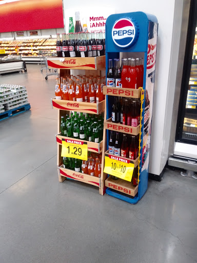 Shopping Mall «Foothill Square Shopping Center», reviews and photos, 10700 MacArthur Blvd #200, Oakland, CA 94605, USA