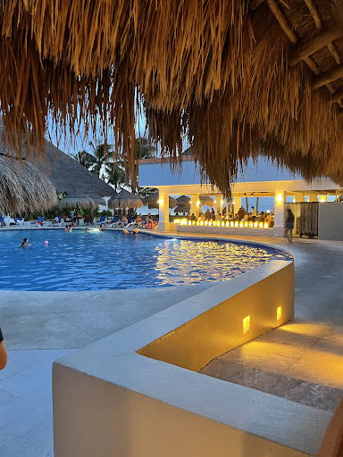 Travel Agency «Vincent Vacations-Travel Agency OKC», reviews and photos, 11032 Quail Creek Rd #205, Oklahoma City, OK 73120, USA