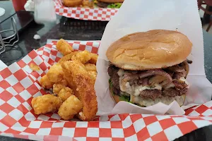Lakeview Burger and pizza/ Hwy 31 food house image