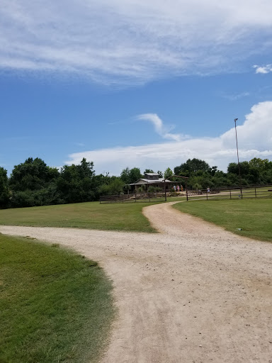Event Venue «Moffitt Oaks», reviews and photos, 20125 Cedar Ln, Tomball, TX 77377, USA