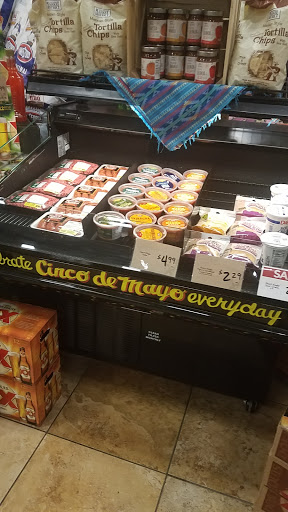 Supermarket «Giant Eagle», reviews and photos, 1700 Corporate Woods Pkwy, Uniontown, OH 44685, USA