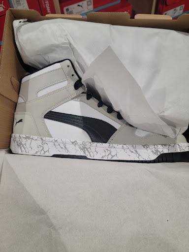 Shoe Store «DSW Designer Shoe Warehouse», reviews and photos, 202 Orland Park Pl, Orland Park, IL 60462, USA