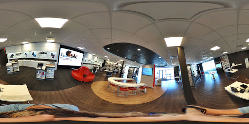 Cell Phone Store «Verizon», reviews and photos, 4782 Millenia Plaza Way, Orlando, FL 32839, USA