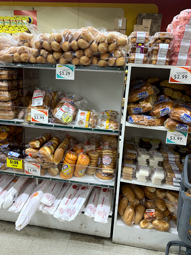 Supermarket «Fine Fare Supermarket», reviews and photos, 200 W Buttonwood St, Reading, PA 19601, USA