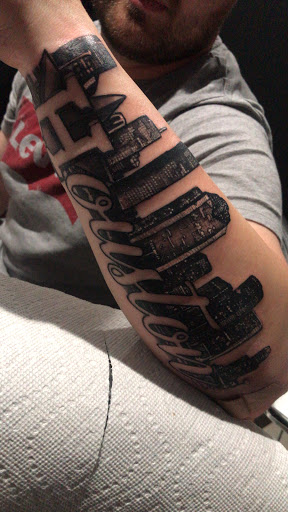 Explore tattoo outline ideas for women, creative tattoo ideas in Houston, available at Ink therapy & Body piercings