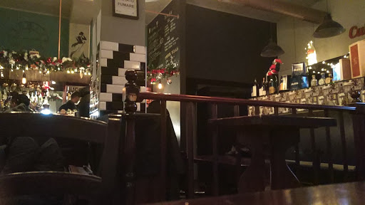 Vetra - Cocktail, Beer & Wine bar