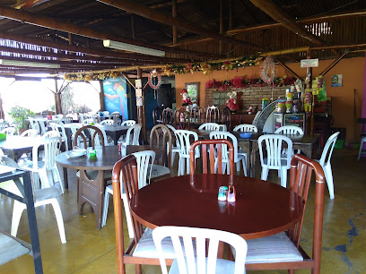 Restaurante y Estadero Ginebra - Cl. 2d #3-31, La Magdalena, Guadalajara de Buga, Valle del Cauca, Colombia