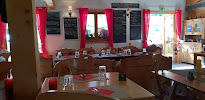 Atmosphère du Restaurant La Marmotte à Grand-Aigueblanche - n°8