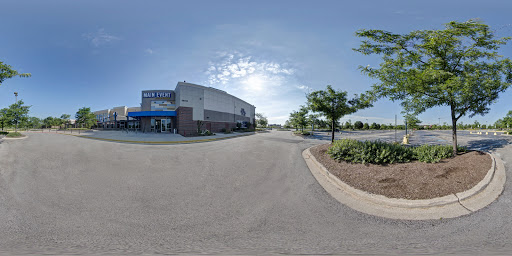 Restaurant «Main Event Entertainment», reviews and photos, 28248 W Diehl Rd, Warrenville, IL 60555, USA