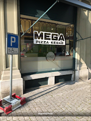 Mega Pizza Kebab