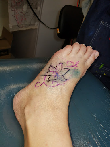 Tattoo Shop «Generation X Tattoo and Body Piercing Studio», reviews and photos, 2010 S Atlantic Ave, Daytona Beach, FL 32118, USA