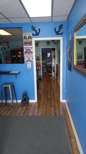 Tattoo Shop «Anchors Up Tattoo», reviews and photos, 720 E Eau Gallie Blvd, Melbourne, FL 32937, USA