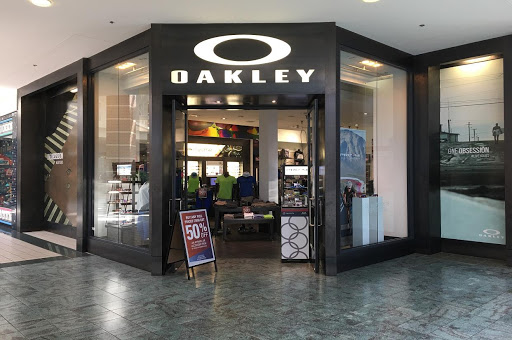 Sunglasses Store «Oakley Store», reviews and photos, 548 Brandon Town Center Dr, Brandon, FL 33511, USA