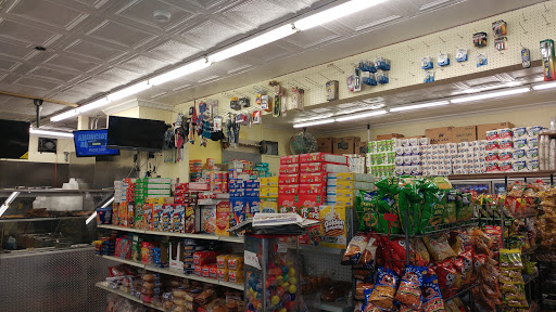 Grocery Store «Roslindale Market», reviews and photos, 4140 Washington St, Roslindale, MA 02131, USA