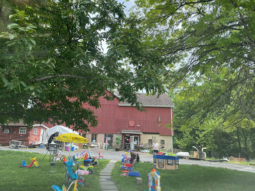 Thrift Store «Bryn Athyn Thrift Shop», reviews and photos, 510 Tomlinson Rd, Huntingdon Valley, PA 19006, USA