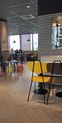 Atmosphère du Restauration rapide McDonald's à Le Châtelet-en-Brie - n°7